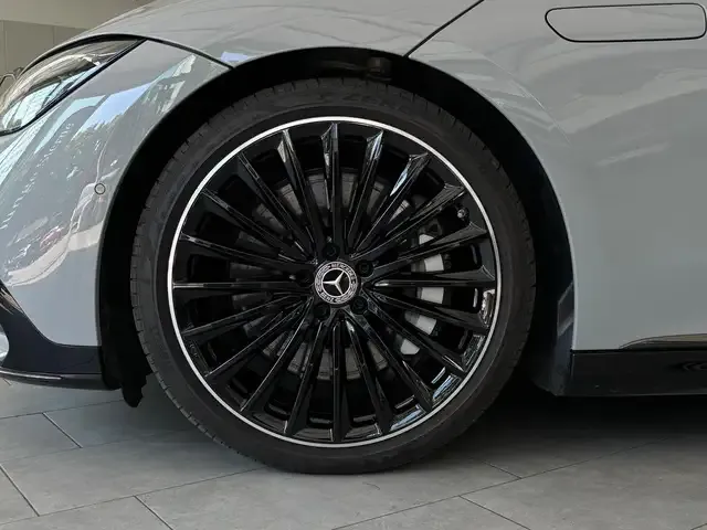 Mercedes-Benz EQE 350