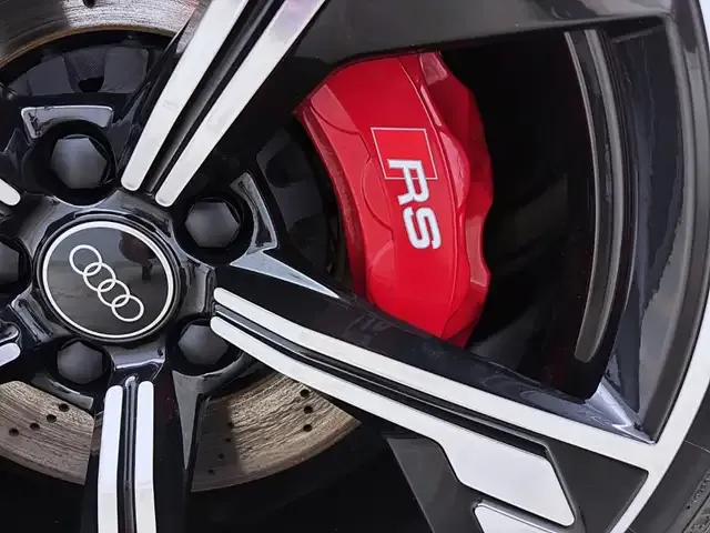 Audi RS4
