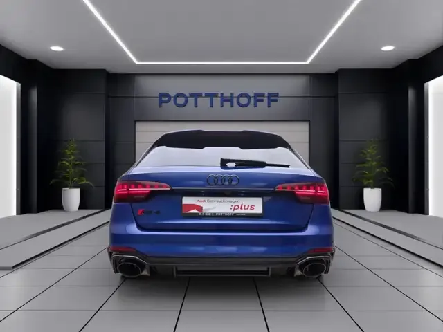 Audi RS4