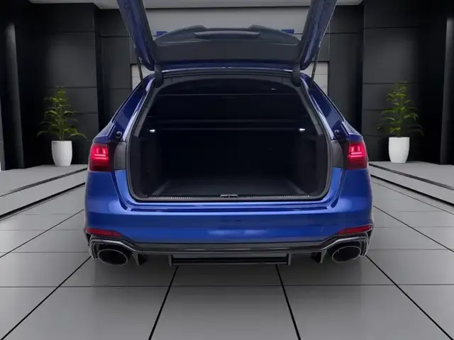 Audi RS4