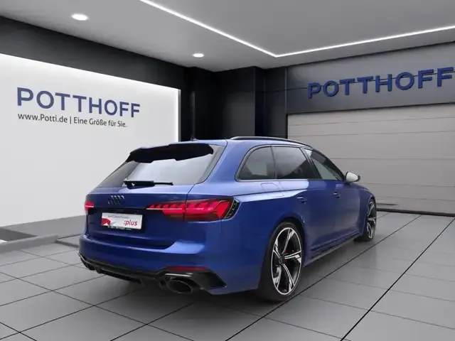 Audi RS4