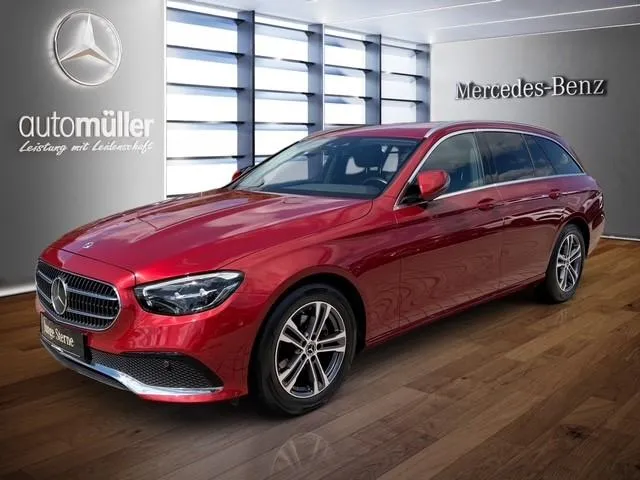 Mercedes-Benz E 220