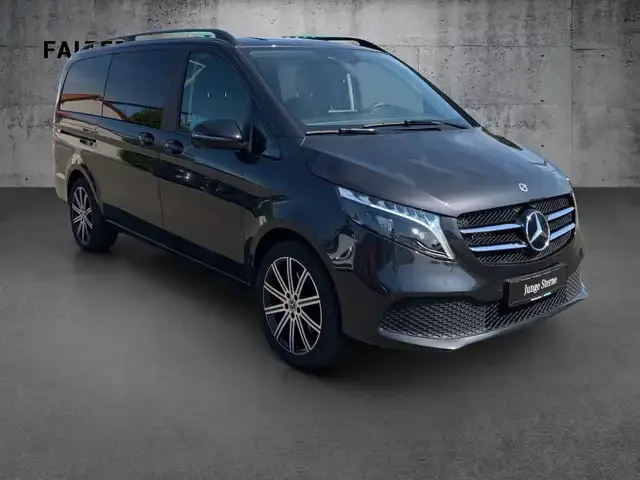 Mercedes-Benz V 250