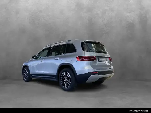 Mercedes-Benz GLB 180
