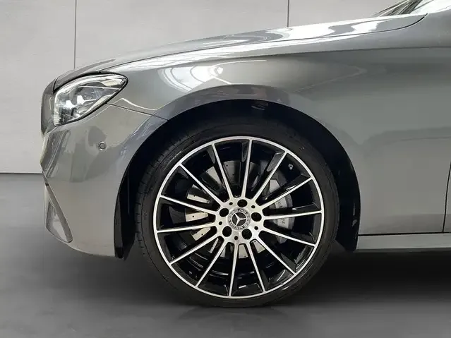Mercedes-Benz E 400