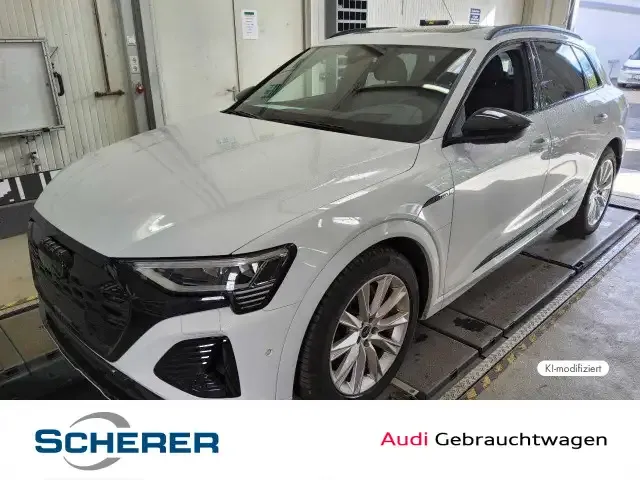 Audi Q8 e-tron