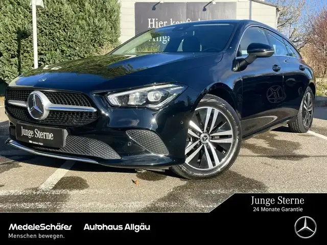 Mercedes-Benz CLA 220