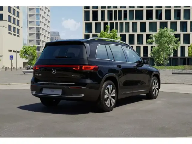 Mercedes-Benz EQB 300