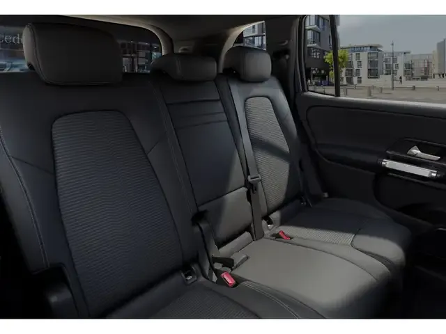 Mercedes-Benz EQB 300