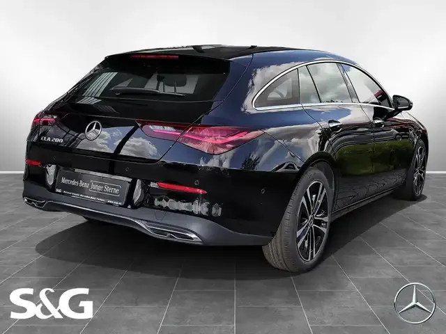 Mercedes-Benz CLA 200
