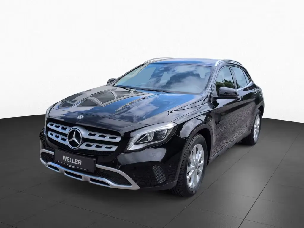 Mercedes-Benz GLA 180