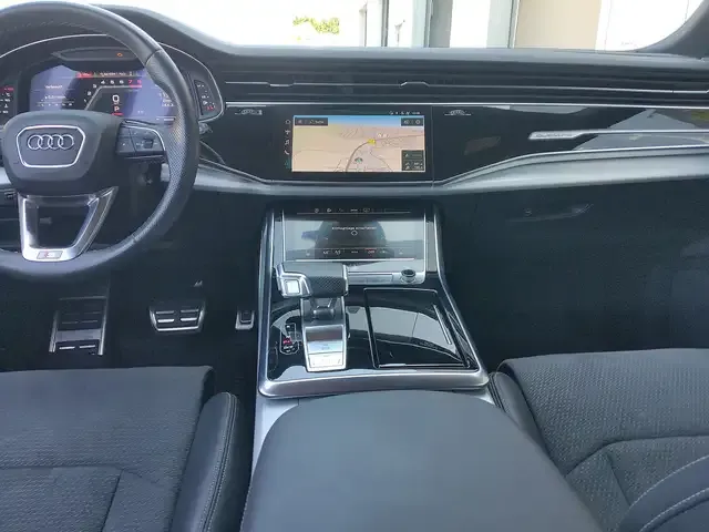 Audi SQ8