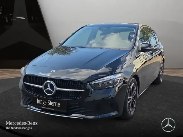 Mercedes-Benz B 220