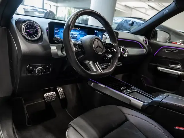 Mercedes-Benz GLB 200