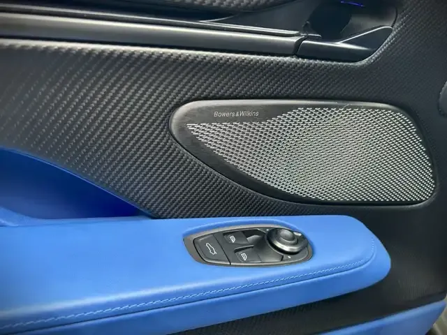 Aston Martin Vanquish