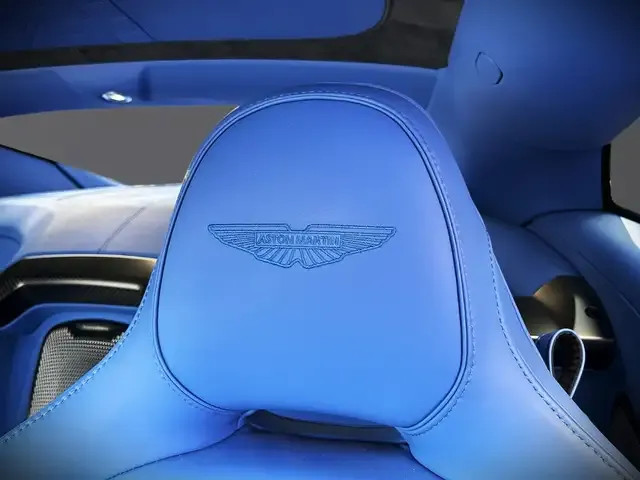 Aston Martin Vanquish