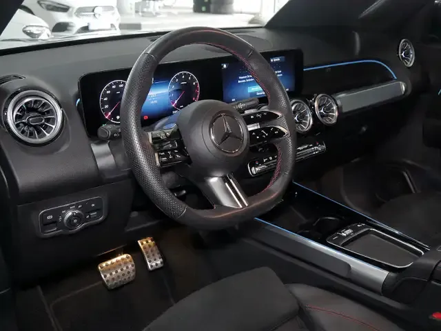 Mercedes-Benz GLB 250