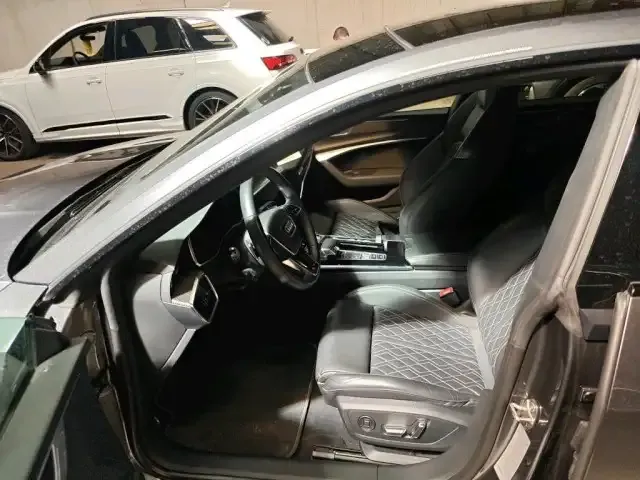 Audi S7