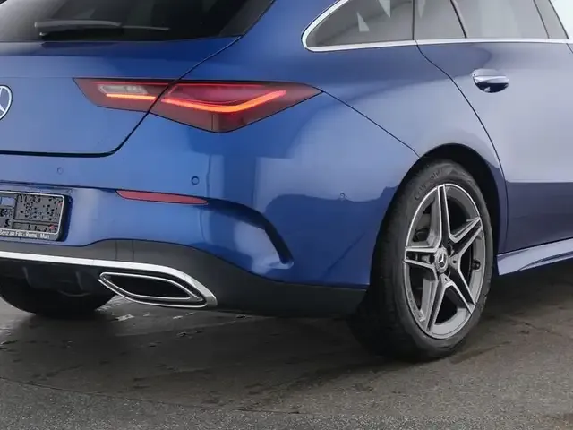 Mercedes-Benz CLA 220