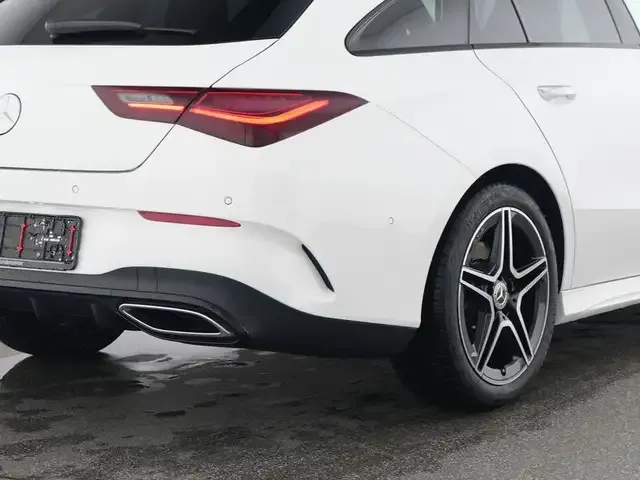 Mercedes-Benz CLA 200