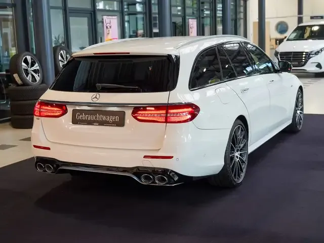 Mercedes-Benz E 53 AMG