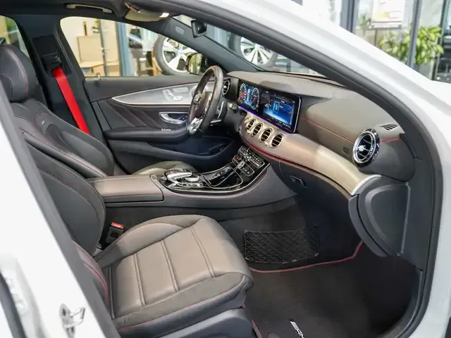 Mercedes-Benz E 53 AMG