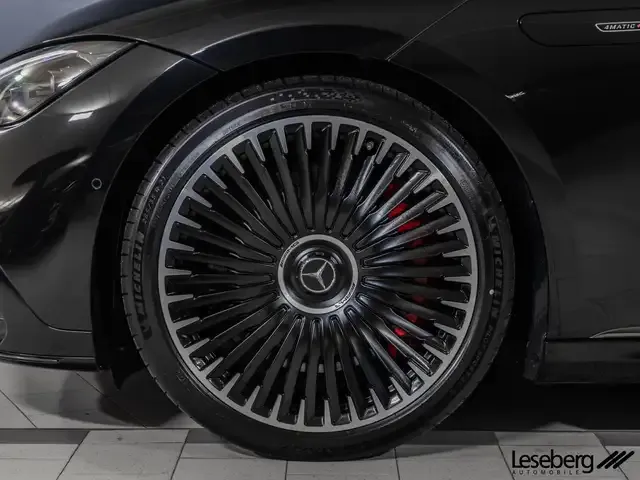 Mercedes-Benz EQE 53