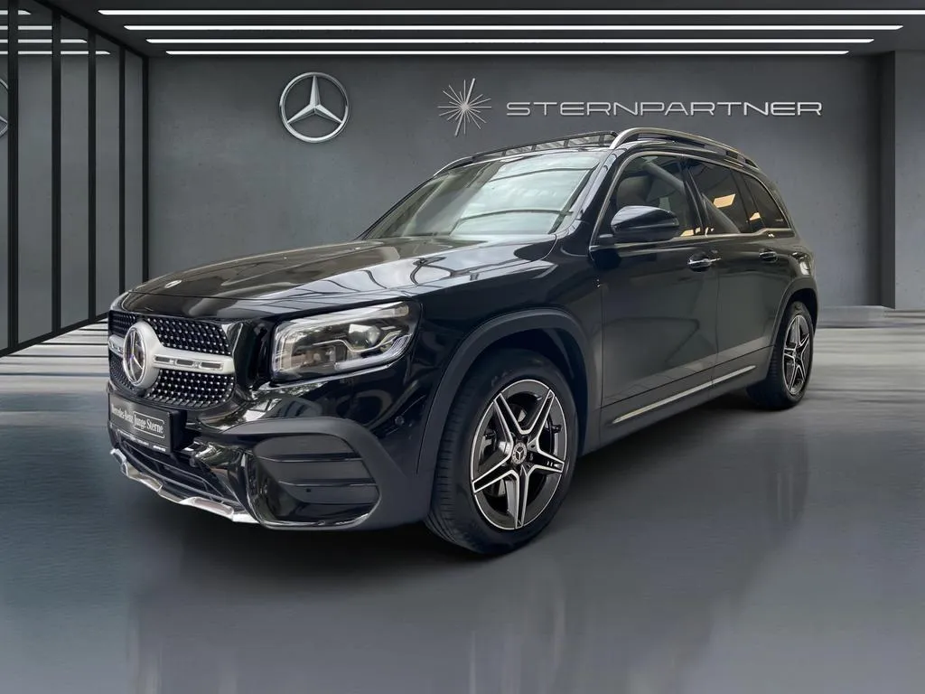 Mercedes-Benz GLB 220