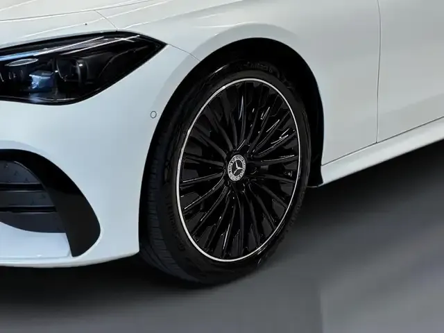Mercedes-Benz CLE 200