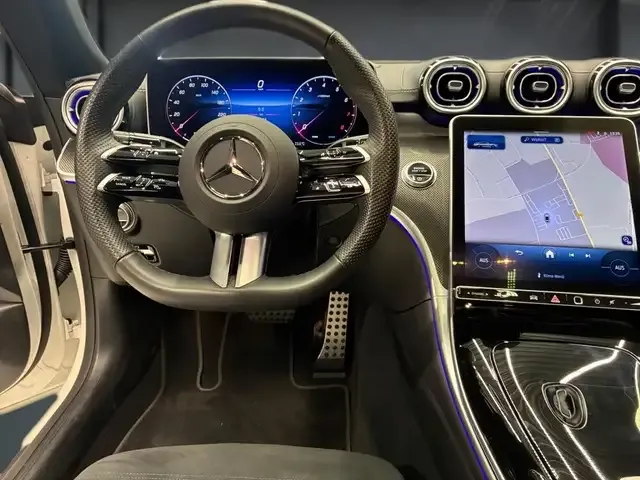 Mercedes-Benz CLE 200