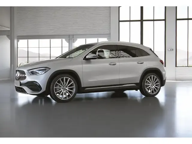 Mercedes-Benz GLA 180