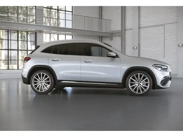 Mercedes-Benz GLA 180