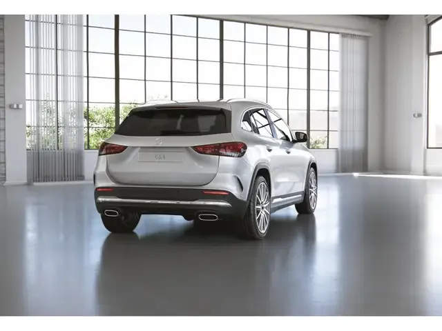 Mercedes-Benz GLA 180
