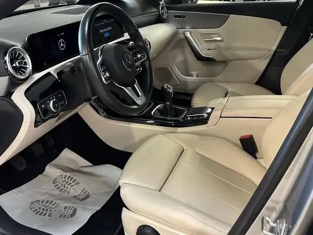 Mercedes-Benz A 200