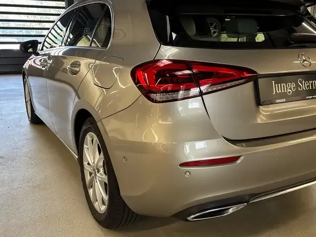 Mercedes-Benz A 200