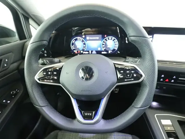 Volkswagen Golf GTE