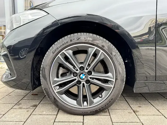 BMW 120