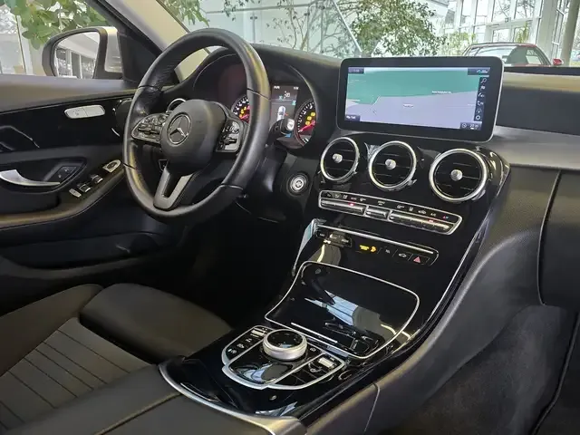 Mercedes-Benz C 200