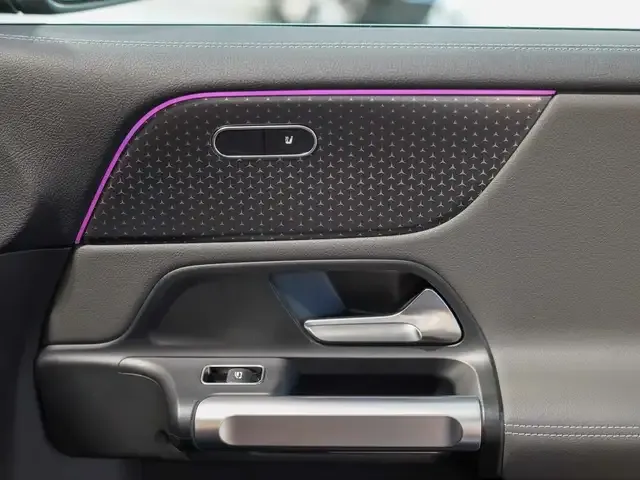 Mercedes-Benz EQB 350