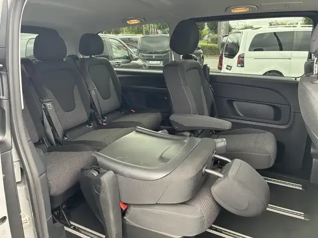 Mercedes-Benz EQV 300