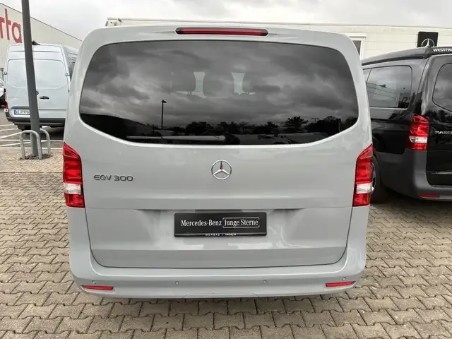 Mercedes-Benz EQV 300