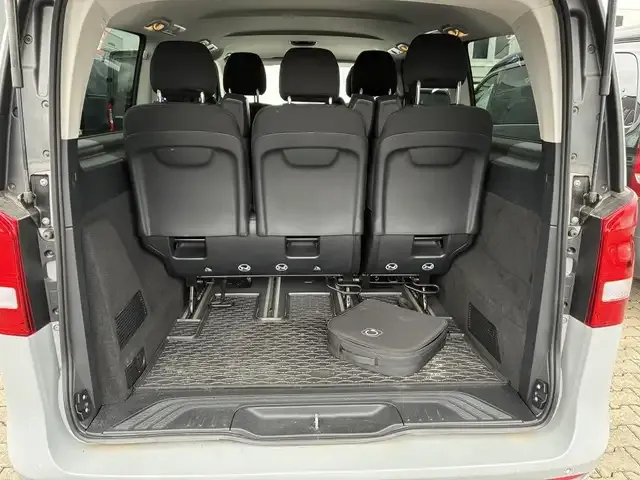 Mercedes-Benz EQV 300