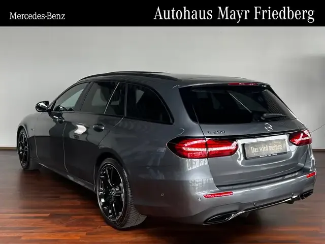 Mercedes-Benz E 200