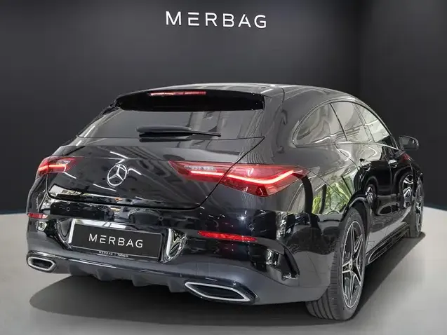 Mercedes-Benz CLA 200