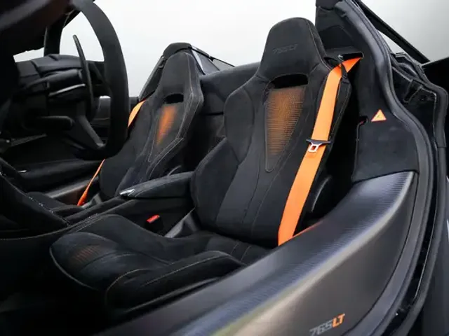 McLaren 765LT Spider