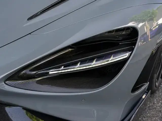 McLaren 765LT Spider