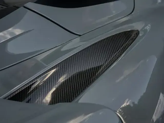 McLaren 765LT Spider