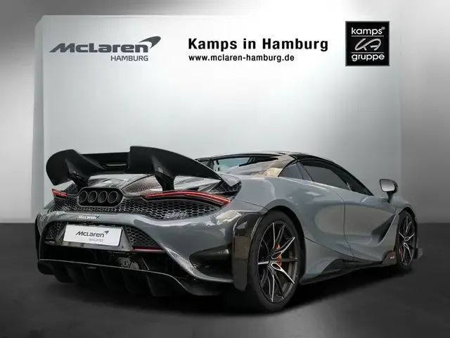 McLaren 765LT Spider