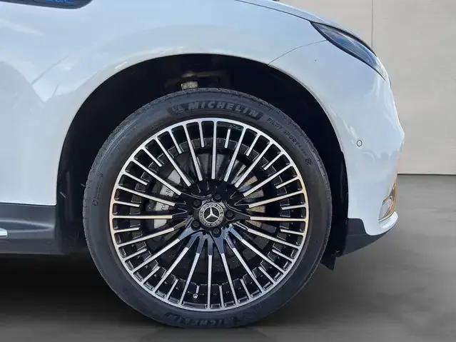 Mercedes-Benz EQC 400