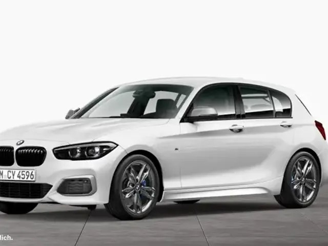 BMW 140